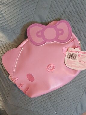 Hello Kitty Pink Bow Makeup Pouch